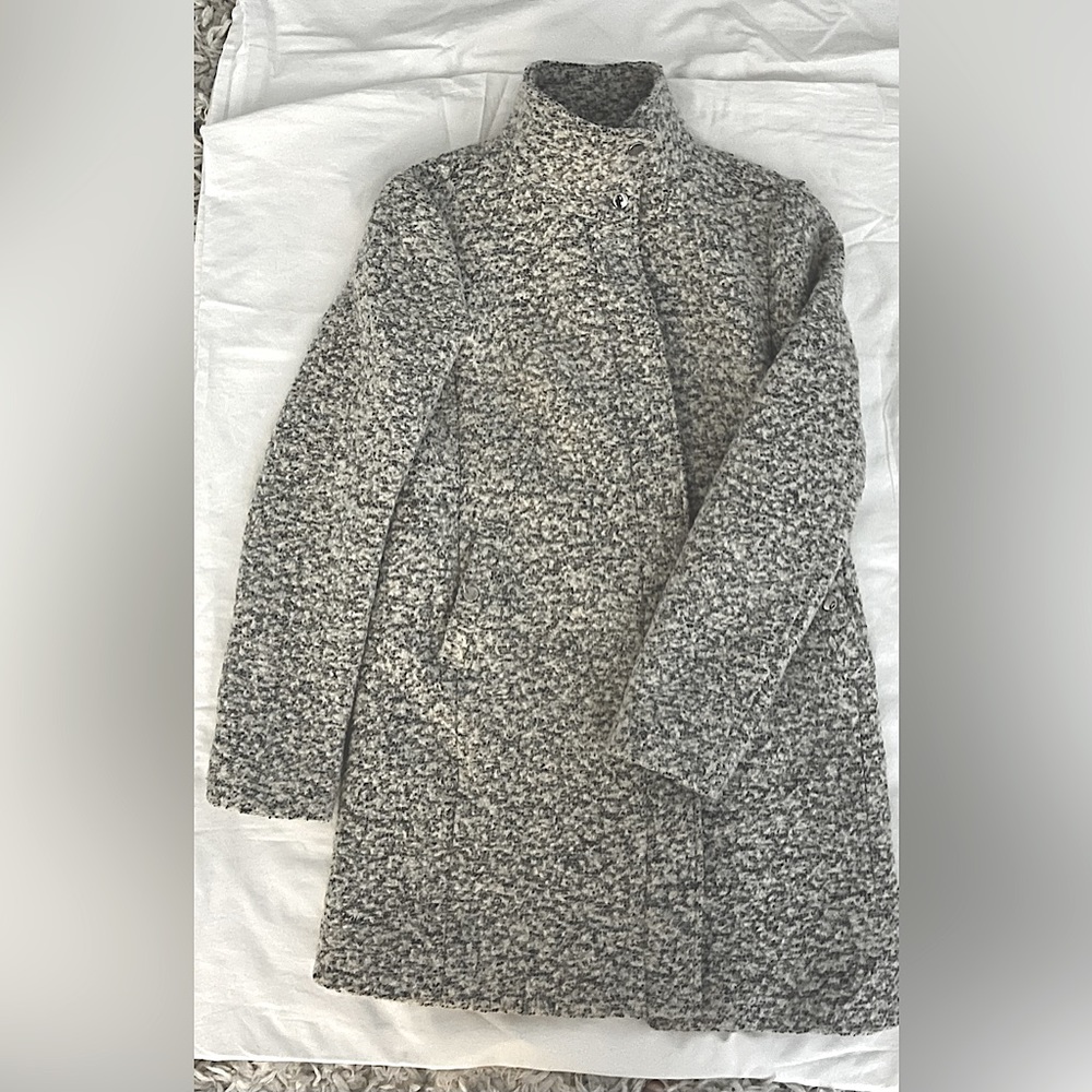 Loft, Herringbone Funnel Neck Coat!!